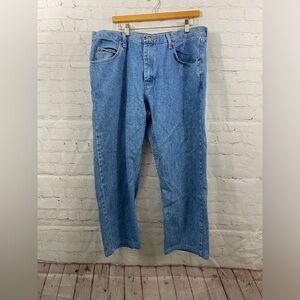 Wrangler Mens Size 38 Relaxed Fit Light Washed Denim Blue Jeans Hem Altered